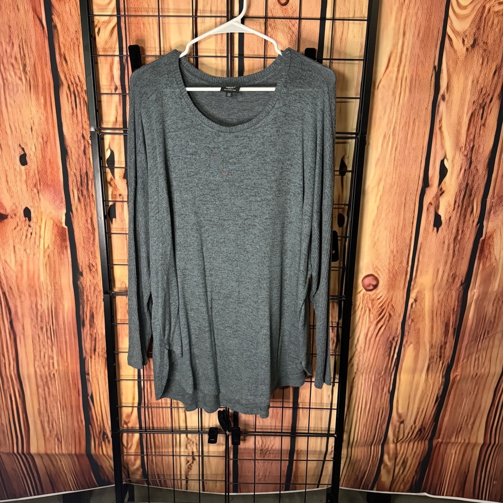 Bobeau - Bronywyn Ribbed Sleeve Crew Neck Brushed Knit - Green - 2x